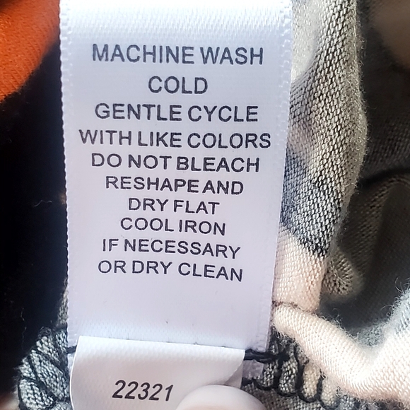 Spense Sleeveless Bk/Wh Polka Dot Blouse Size Small - Picture 5 of 6